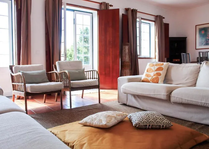 Bayhouse Feriehus Porto Martins