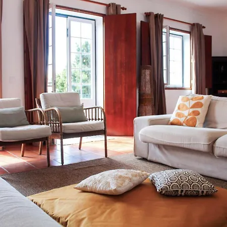 Bayhouse בית נופש Porto Martins