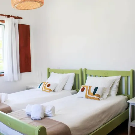 Bayhouse * Porto Martins